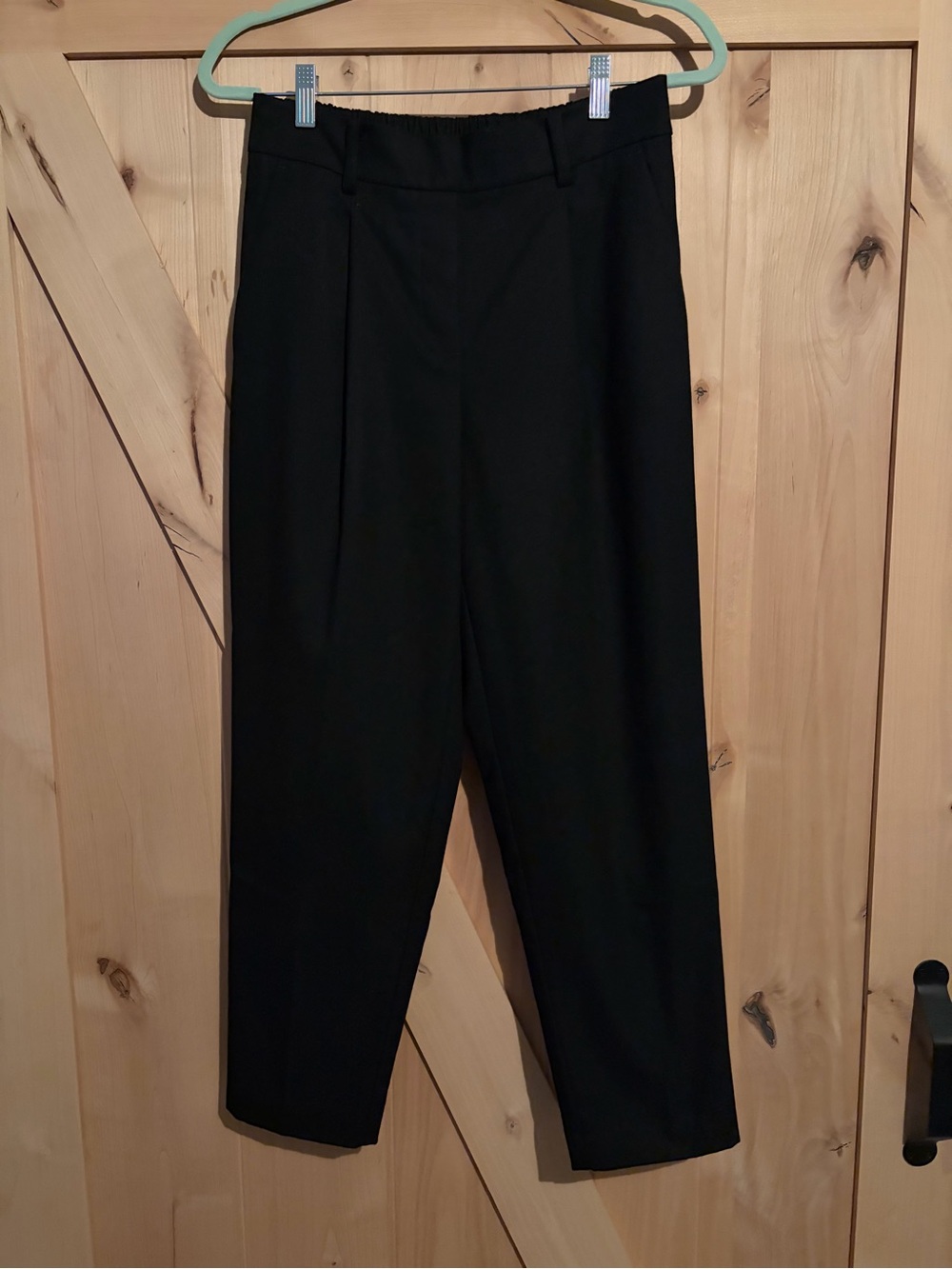 LOFT Black Straight-Leg Ankle Length Women's Pants